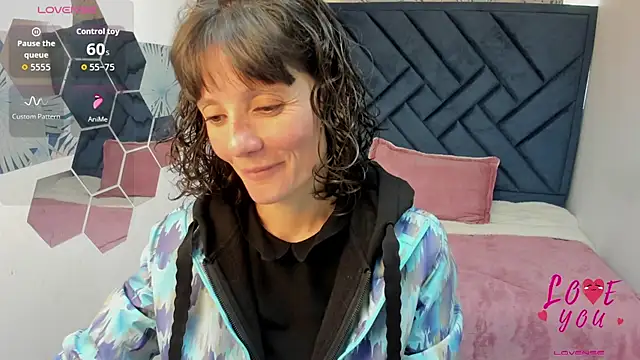 Snapshot of Valery_More__ chatting on 06/30/26, 01:44 Valery More online show from 06/30/26, 01:44