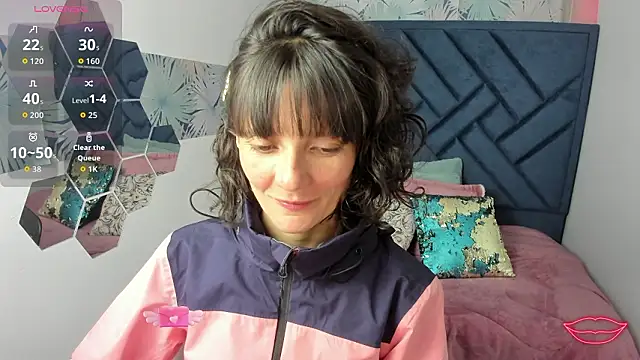 Valery More   online show from 02/19/26, 01:19