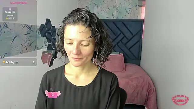 Valery More   online show from 02/27/26, 01:11