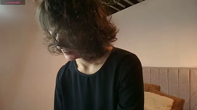 Valery More   online show from 02/03/26, 01:16