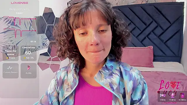 Snapshot of Valery_More__ chatting on 07/08/26, 03:56 Valery More online show from 07/08/26, 03:56