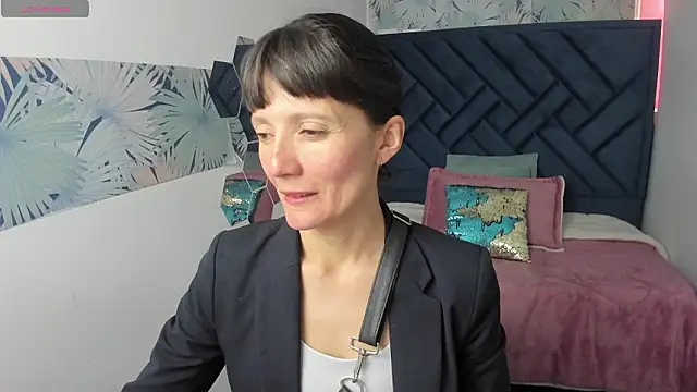 Valery More   online show from 03/29/26, 01:02