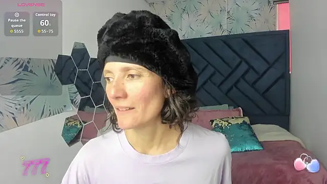 Valery More   online show from 03/12/26, 01:04