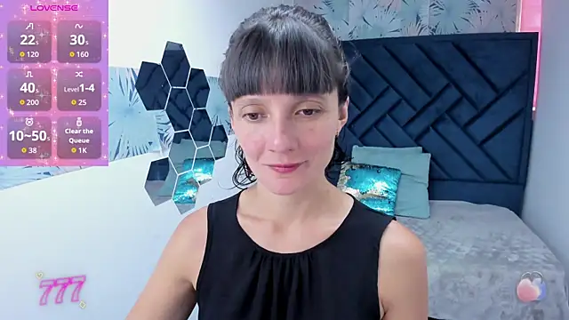 Valery More   online show from 04/08/26, 01:34