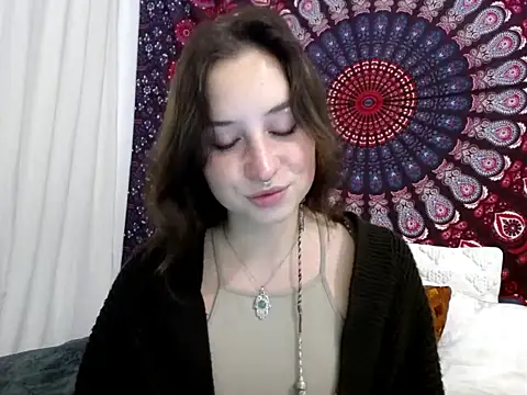 AdalynKiss online show from 11/11/25, 07:30