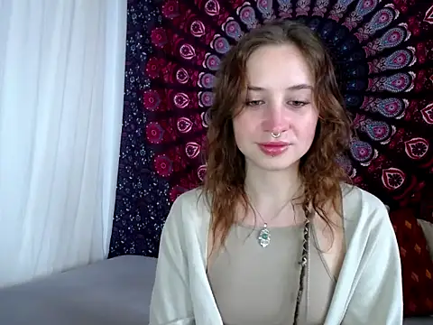 AdalynKiss online show from 04/07/26, 06:15