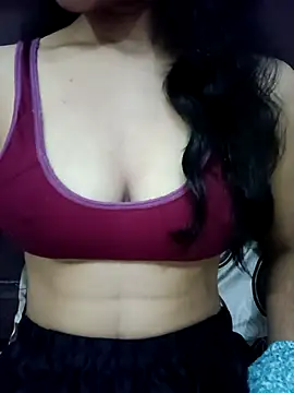 Meenu rani6 online show from 12/14/25, 04:56