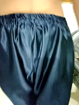 Meenu rani6 online show from 10/03/25, 06:42