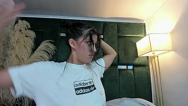 Misaki Kai online show from 01/10/26, 05:47