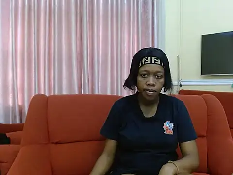 Snapshot of stormyza chatting on 10/14/25, 02:28 stormyza online show from 10/14/25, 02:28