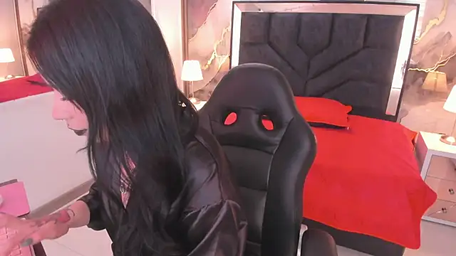 SusanVilla online show from 02/18/26, 07:54