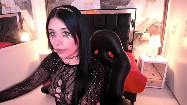 SusanVilla online show from 05/21/26, 08:17