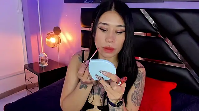 Snapshot of SusanVilla chatting on 06/04/26, 11:59 SusanVilla online show from 06/04/26, 11:59