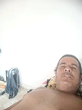 Snapshot of marcioazevedo chatting on 02/22/26, 05:03 marcioazevedo online show from 02/22/26, 05:03