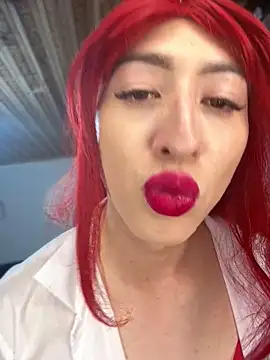 NICOLLE  12 online show from 04/10/26, 02:18