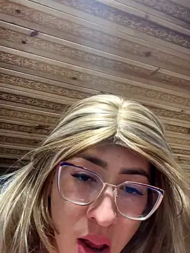 NICOLLE  12 online show from 02/13/26, 04:45