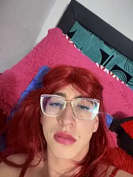 NICOLLE  12 online show from 10/13/25, 07:37