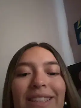 Miia Millerr online show from 10/31/25, 11:18