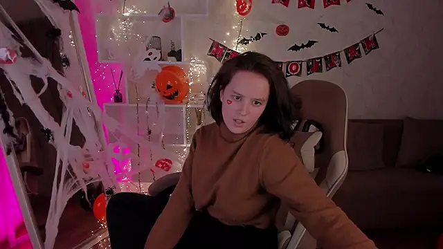 Snapshot of Violet_Ferguson chatting on 10/29/25, 06:40 Violet Ferguson online show from 10/29/25, 06:40