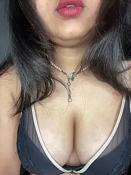 soniyaverma00 online show from 03/28/26, 08:26