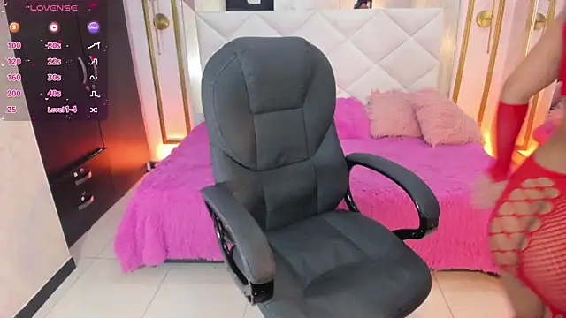 i kristi online show from 11/07/25, 07:40