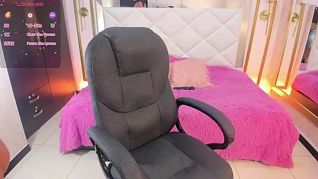 i kristi online show from 11/11/25, 07:52