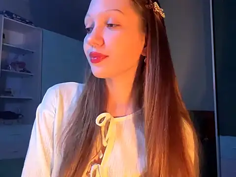 EmiIyKitty online show from 10/12/25, 07:59