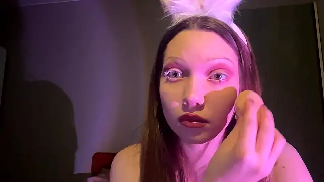 EmiIyKitty online show from 10/30/25, 07:55