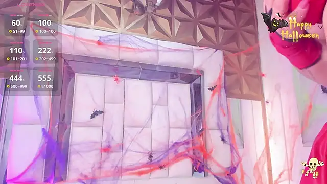 violet milleer online show from 10/31/25, 07:21