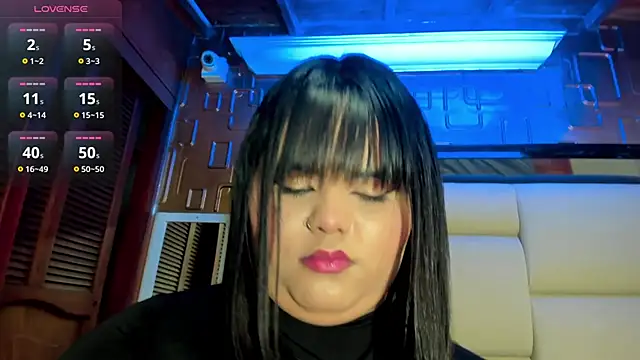 violet milleer online show from 09/29/25, 02:12