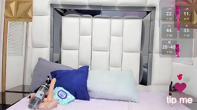 Snapshot of violet_milleer chatting on 01/16/26, 07:18 violet milleer online show from 01/16/26, 07:18