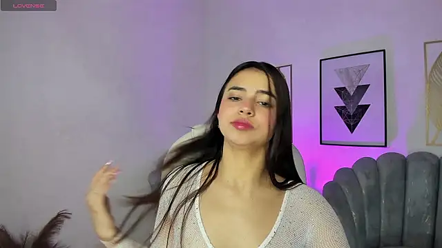 zharaa fox online show from 02/01/26, 05:38