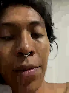 MadamLeRouge online show from 11/26/25, 11:05