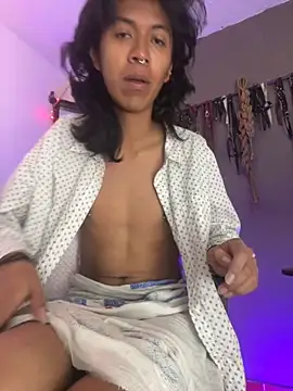 MadamLeRouge online show from 11/19/25, 10:32