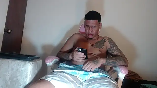 Adrew fox online show from 10/27/25, 10:44