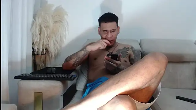 Adrew fox online show from 12/18/25, 03:55