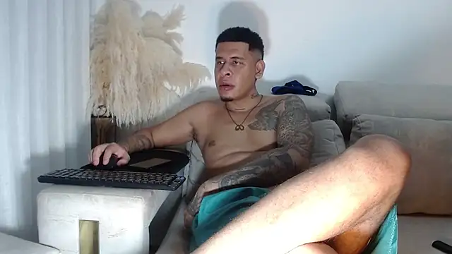 Adrew fox online show from 11/29/25, 09:31