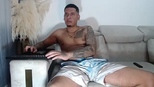 Adrew fox online show from 10/29/25, 03:49