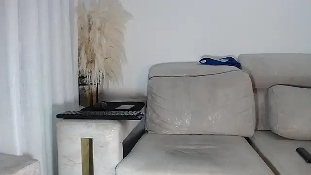 Adrew fox online show from 11/06/25, 04:49