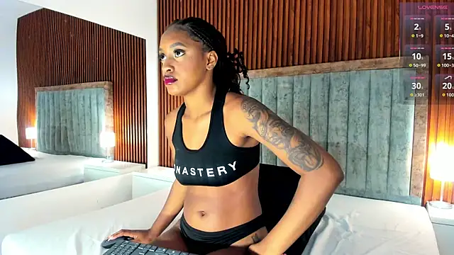 AmaraFierce online show from 11/13/25, 12:31