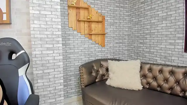 Alisonn Doll online show from 11/27/25, 12:16