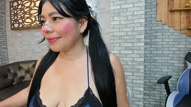 Snapshot of Alisonn_Doll chatting on 01/16/26, 07:07 Alisonn Doll online show from 01/16/26, 07:07