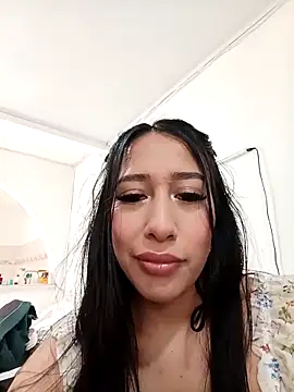 Amelia Rivas online show from 12/19/25, 03:47