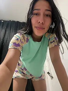 Snapshot of Amelia_Rivas chatting on 04/13/26, 10:41 Amelia Rivas online show from 04/13/26, 10:41