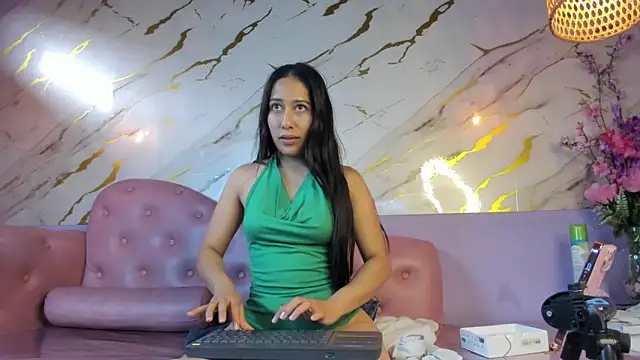 Snapshot of Amelia_Rivas chatting on 06/15/26, 06:51 Amelia Rivas online show from 06/15/26, 06:51