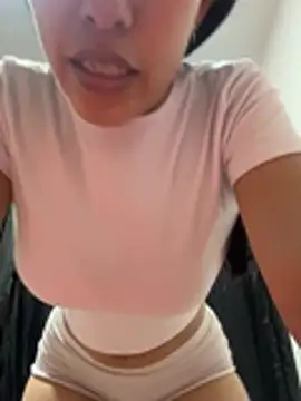Snapshot of Amelia_Rivas chatting on 04/08/26, 02:24 Amelia Rivas online show from 04/08/26, 02:24