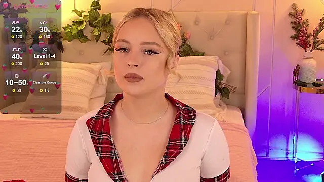 Snapshot of EllyLinn chatting on 03/06/26, 05:08 EllyLinn online show from 03/06/26, 05:08
