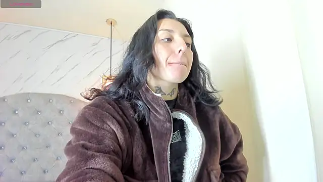 Snapshot of Iris__77 chatting on 10/06/25, 06:30 Iris 77 online show from 10/06/25, 06:30