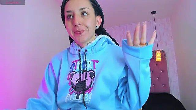 Snapshot of Iris__77 chatting on 11/27/25, 11:21 Iris 77 online show from 11/27/25, 11:21