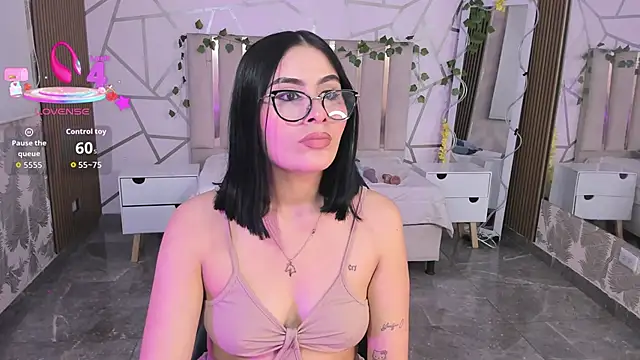 Snapshot of casse_tay chatting on 06/20/26, 03:44 casse tay online show from 06/20/26, 03:44